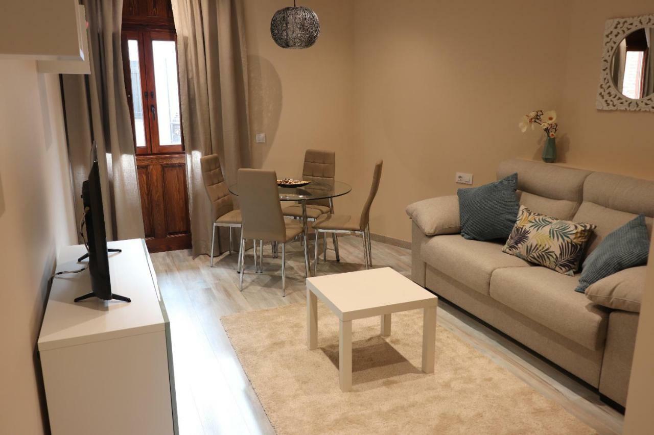 Apartamentos Turisticos Desiree Arévalo Esterno foto