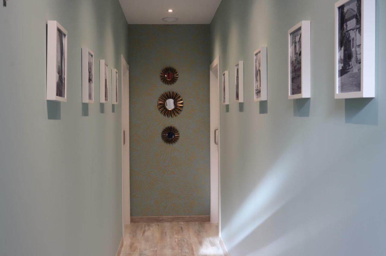 Apartamentos Turisticos Desiree Arévalo Esterno foto